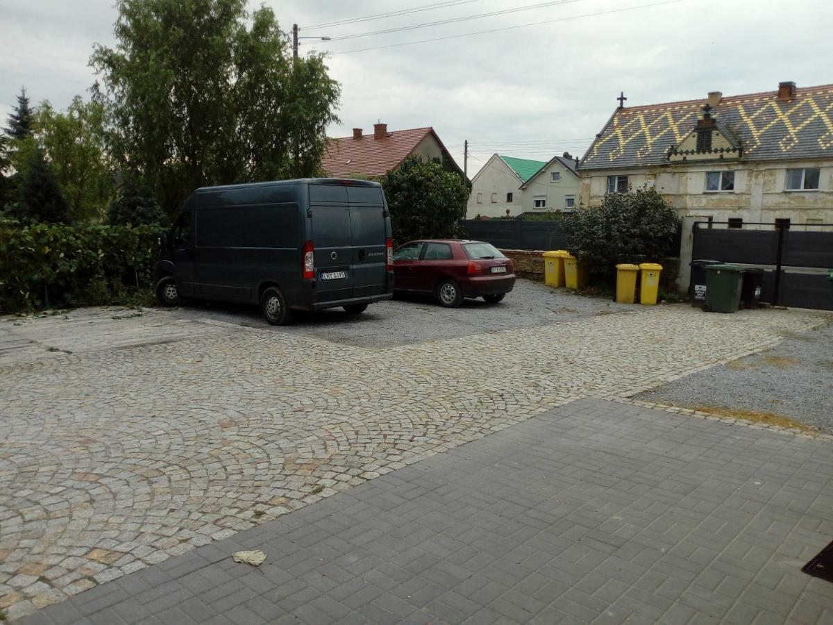 U Bronka W Ksiazecym Lesie Villa Niedaszow Dış mekan fotoğraf